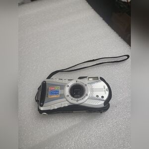 RICOH WG-20 Digital Waterproof Camera